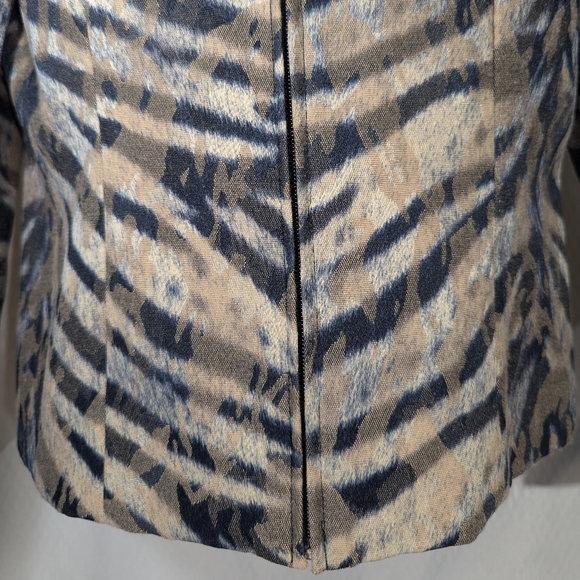 Giancarlo Ferrari Petite Women's Zip-Front Abstract Animal Print Jacket,Multi, 8 - Picture 5 of 13
